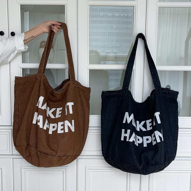 Model New Large Capacity Letter Print Fashion Simple Versatile Casual Washed Denim Shoulder Bag