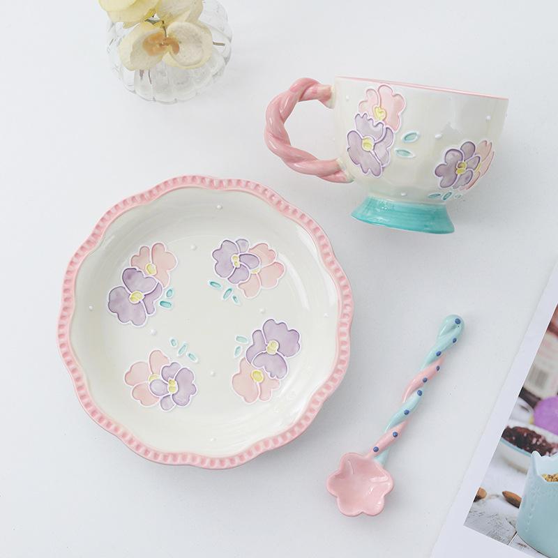Hand-Painted Relief Ceramic Plate, Household Tableware, Western Food Plate, Pasta Plate, Cute Fruit Plate, Girl Heart Salad Plate