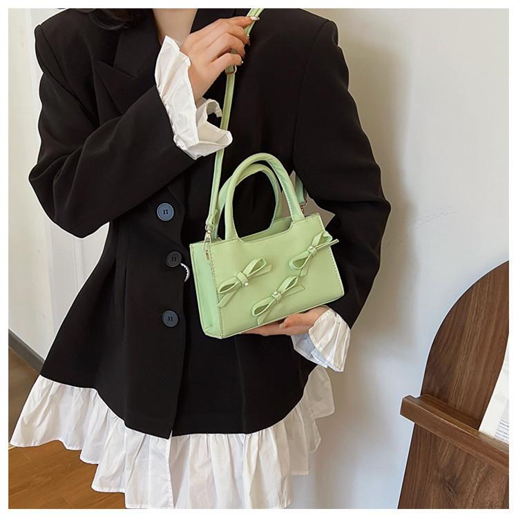 Koreański Styl Unikalna Kokarda Motylkowa Torba Podpachowa Damska Nowa Moda 2024 Osobowość Artystyczna Prosta Casualowa Torba Listonoszka Czarna Różowa Beżowa Zielona Żółta