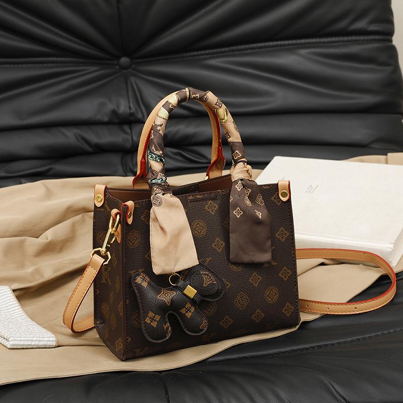 High-end new temperament light luxury fashion handbag versatile shoulder messenger bag tote bag women