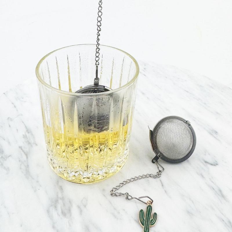 Pack Of 2 Themed Tea Infusers Holiday Nature Designs Decorative Pendant Creative Tea Strainers For Gifting