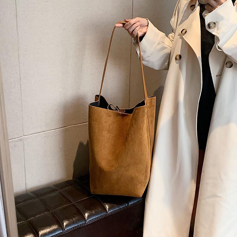 High-quality Vintage Suede Bucket Bag Large Capacity Casual All-match Single Shoulder Tote Bag Women's Korean Solid Commuter Bag