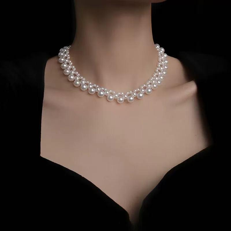 French Retro Dilraba Style Pearl Necklace for Women – Elegant & Versatile Clavicle Jewelry.