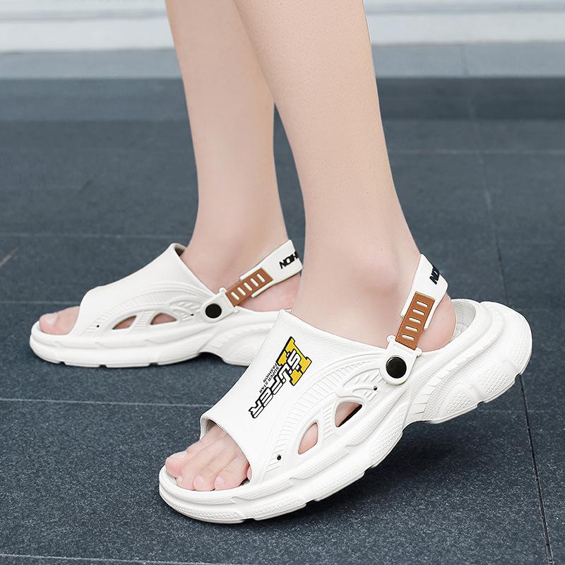 Sandals summer new men's breathable deodorant thick bottom stepping on shit feeling two wear one-word drag outdoor travel seaside tide drag