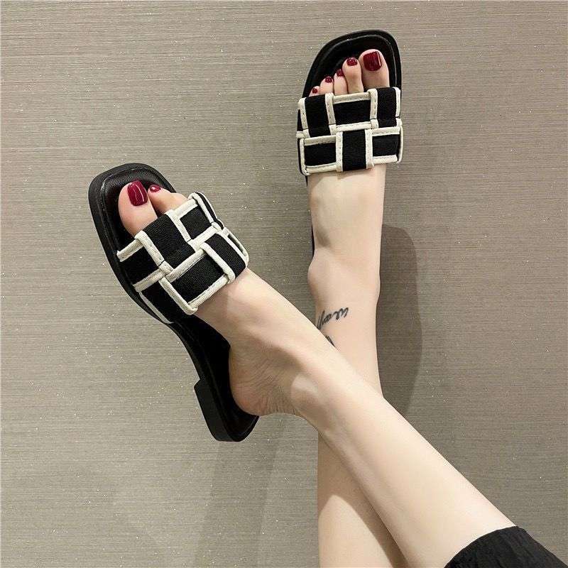 Size 35-43, Large Size Women's Shoes Flat Slippers Women's Summer Wear Fashionable and Versatile One-word Drag 41 Beach Sandals
