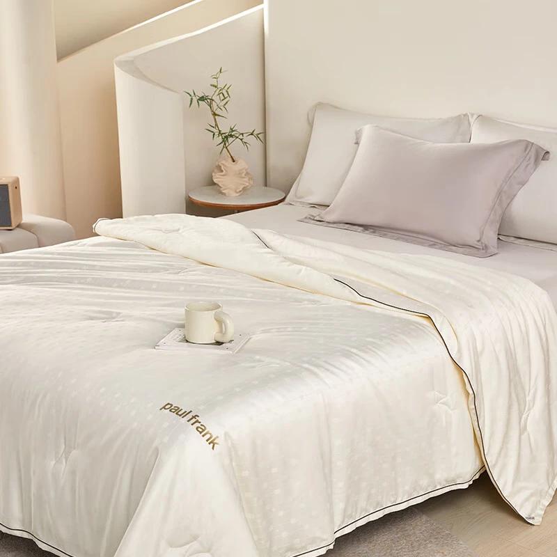 Paul Frank Satin Jacquard Tussah Silk Quilt