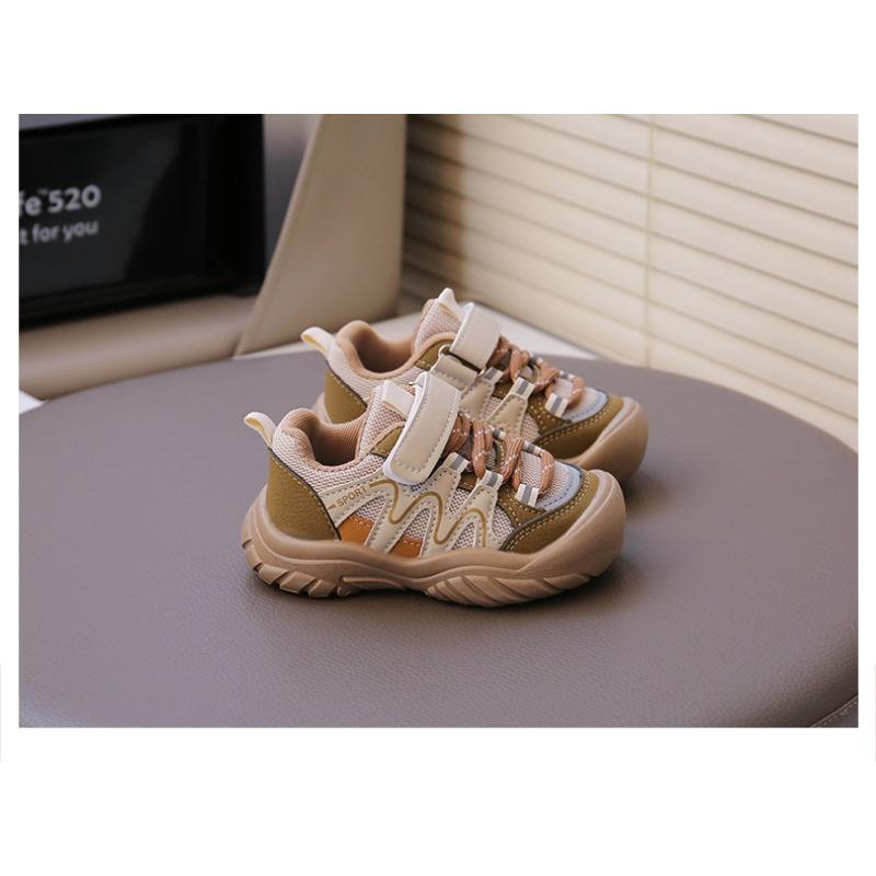 Autumn new students boys soft sole comfortable sports casual shoes Korean version of fashion versatile girls moral training shoes
