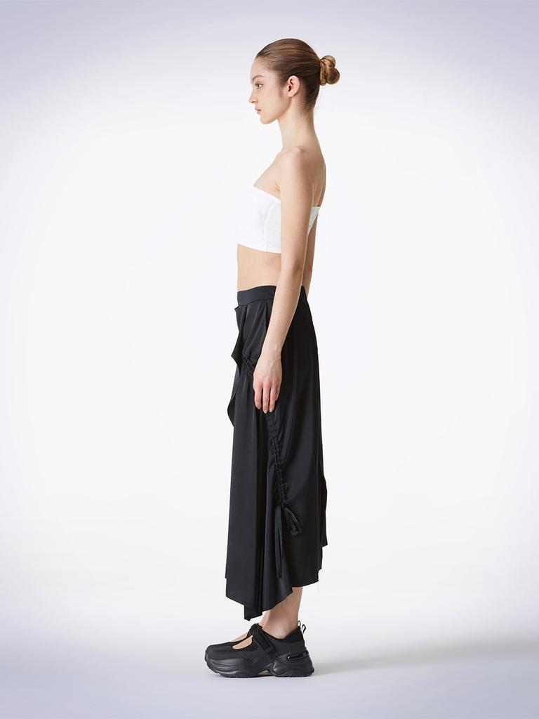 House 072C Arita Skirt Black