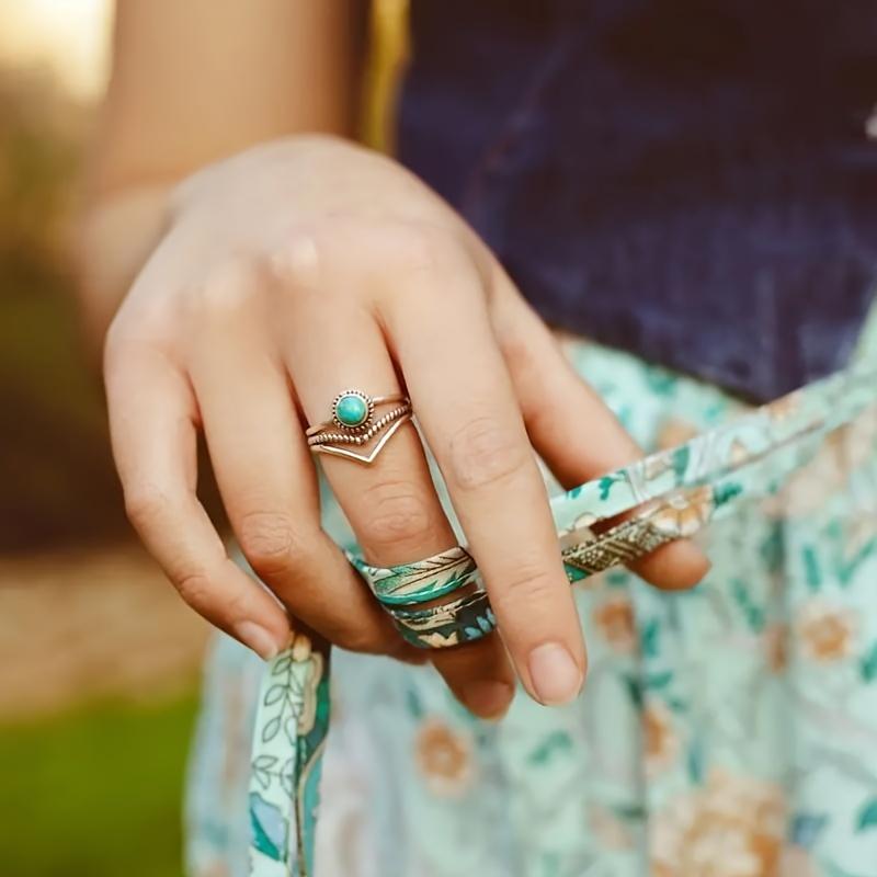 Vintage S925 Sterling Silver V-shaped Turquoise Ring for Women Bohemian Finger Ring Party Jewelry Gift