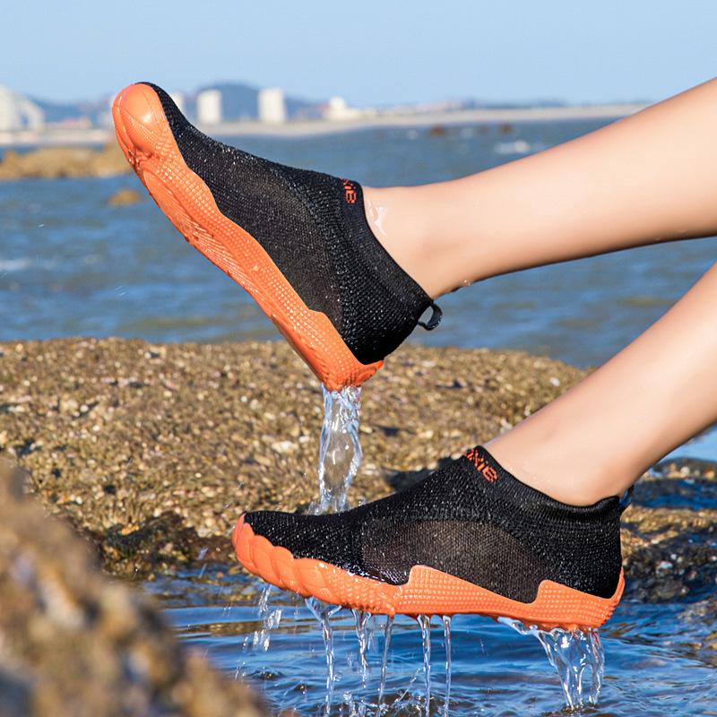 Unisex Anti-Slip Water Shoes for Beach and Outdoor Activities - Skin-Friendly and Cut-Resistant