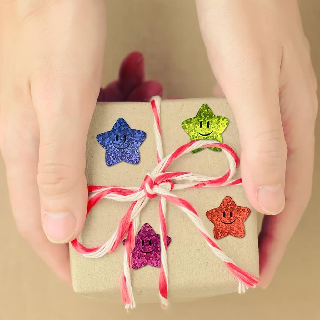 500pcs Shiny Aluminum Foil Star Emoticon Stickers, 6 Styles with Various Colors and Patterns,Suitable for Encouragement, Rewards
