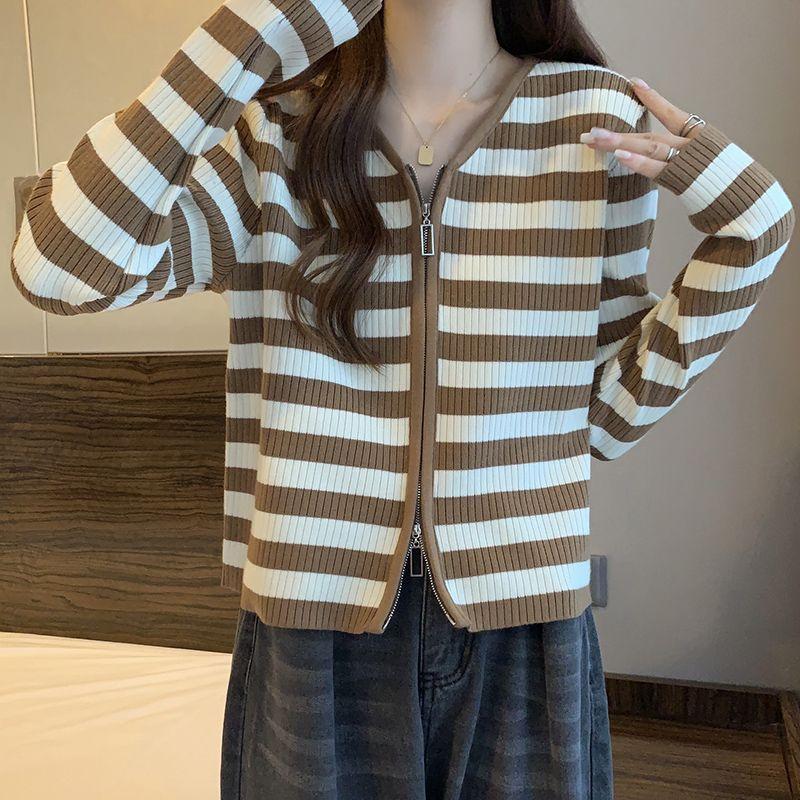 Gestreifte Strickjacke mit langen Ärmeln für Damen im Herbst Koreanischer lockerer Reißverschluss-Top