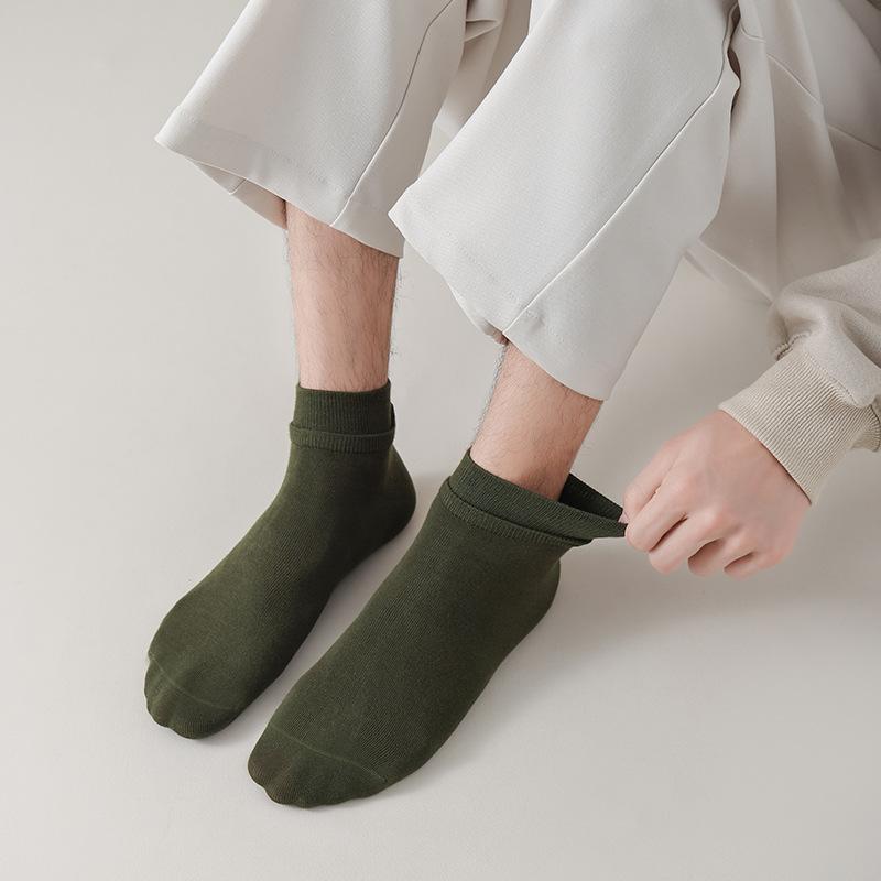 Men Spring and Autumn Pure Cotton Ear Lifting Sweat Absorbing Deodorizing Matching Color Short Tube Socks