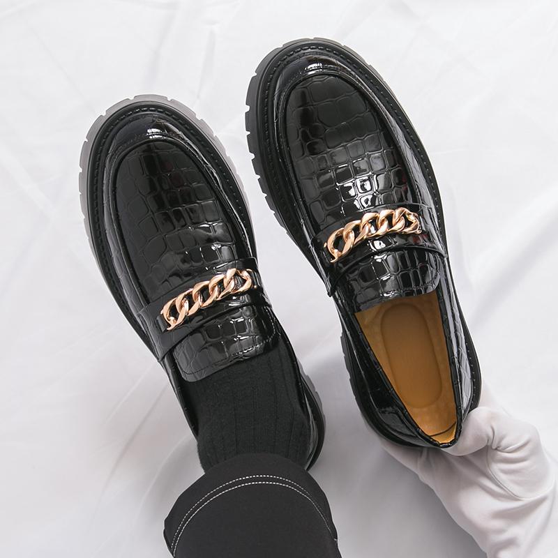 Mode Neue Herren Business Slipper Herrenbekleidung Dicksohlige Rutschfeste Modische Lederschuhe an einem Fuß Wanderschuhe Reiseschuhe Größen 38-46