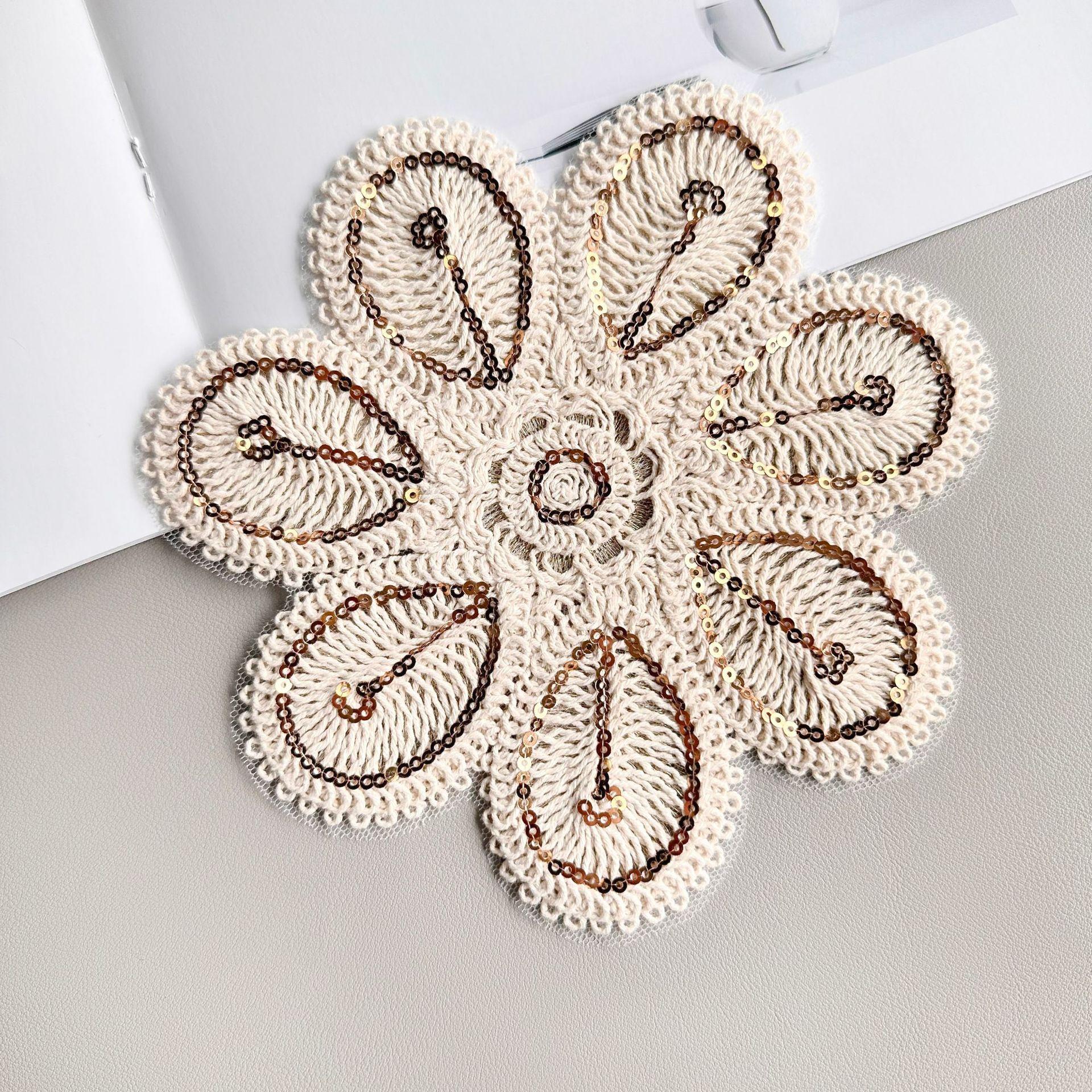 

Mesh Cotton Thread Woven Sequins Flower Patch Clothing Top Sweater T-Shirt Decorative Cloth Sticker Accessories 55759-1 apricot gold sheet