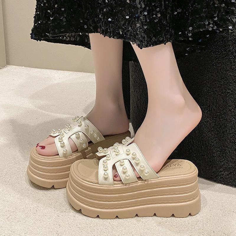 Mode 8CM Sommer Casual High Platform Sandalen Damen Mode Schwarz Hausschuhe Dicke Sohle Perle Sandalen Frau Klobige Strandschuhe Mujer