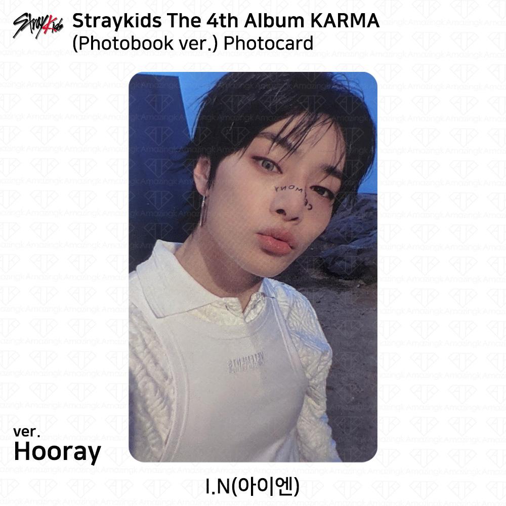 

Stray Kids 4-й альбом Karma версія фотокниги Офіційна фотокартка