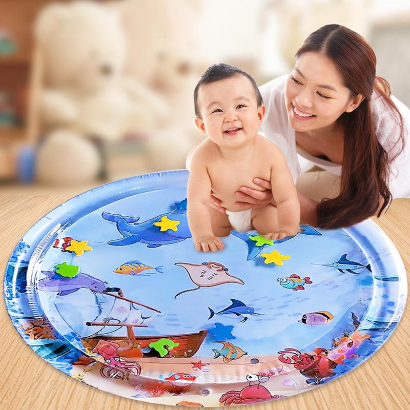 

Надувний водний килимок Baby Shark - Весела та захоплива ігрова подушка
