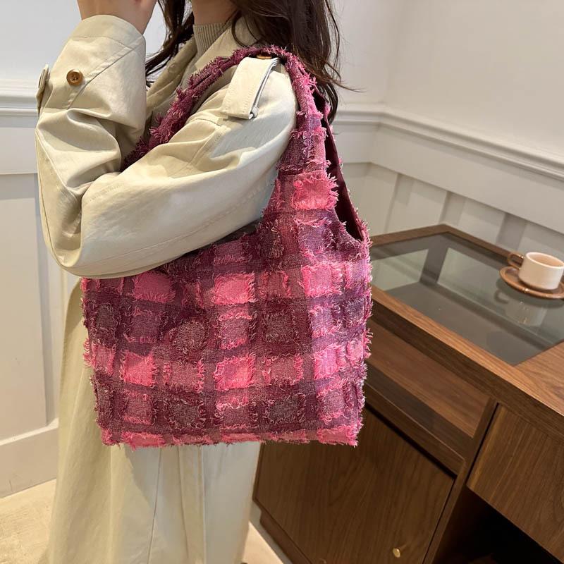 

Женская сумка на плечо новая сумка-тоут осенний тренд красивая ручная сумка нишевый дизайн женская сумка