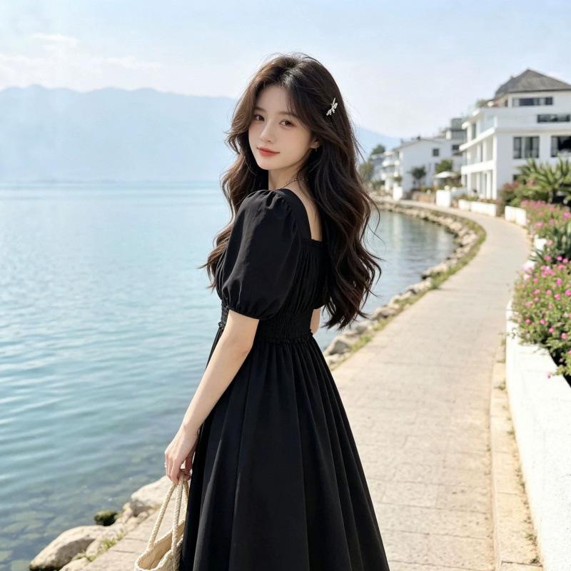 New high-waisted square-neck dress, black temperament gentle big swing skirt, drape waist elastic long dress
