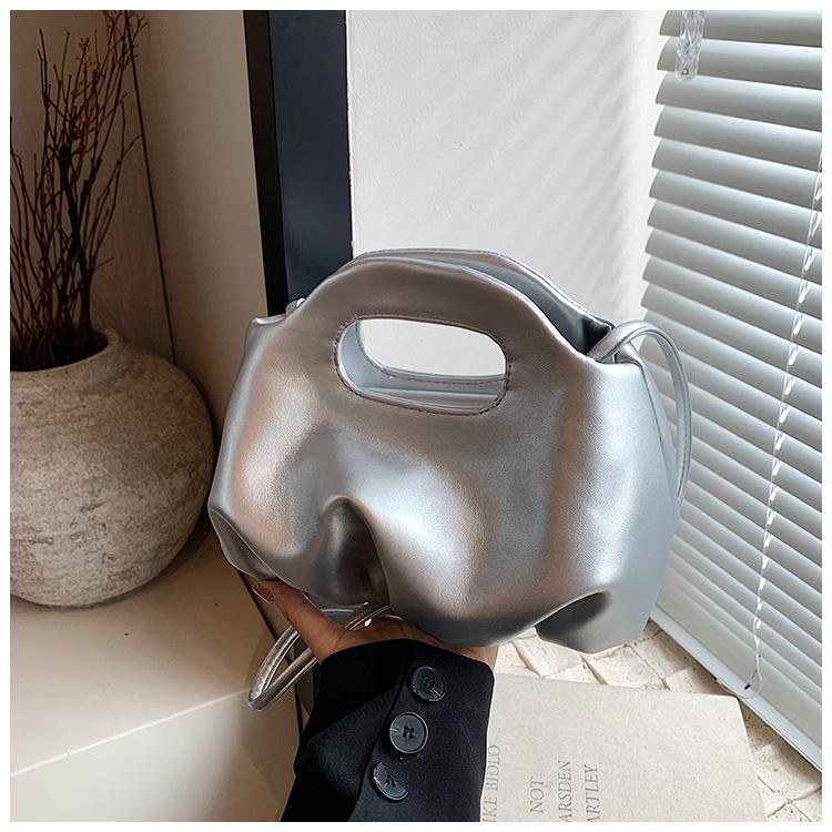 

Niche design handbag 2024 autumn new women s bag cute cloud shoulder bag versatile messenger bag срібний