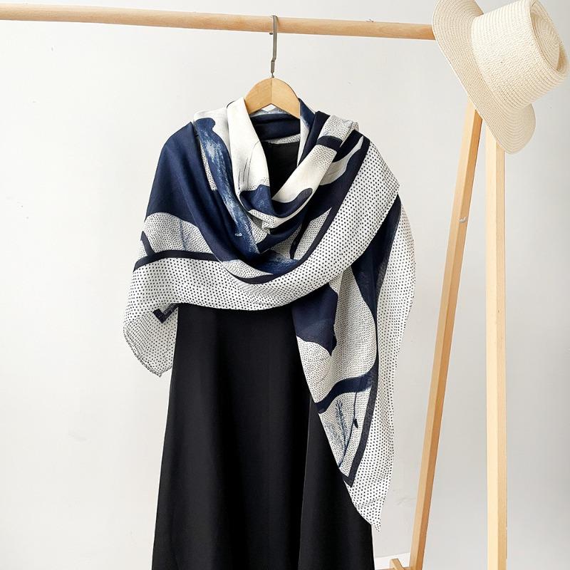 Spring and Summer Thin Imitation Cotton and Linen Shawl, Travel Photo, Color Printed Scarf, Air-conditioned Room Large Square Scarf