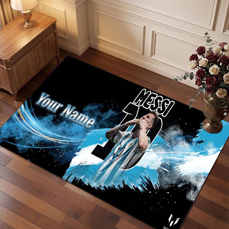 Tappeto Personalizzato in Velluto di Cristallo Lionel Messi, Stampa Testo Nome Personalizzato, Logo Calcio Morbido Antiscivolo Tappetino per Pavimento Decorazione Casa Regalo
