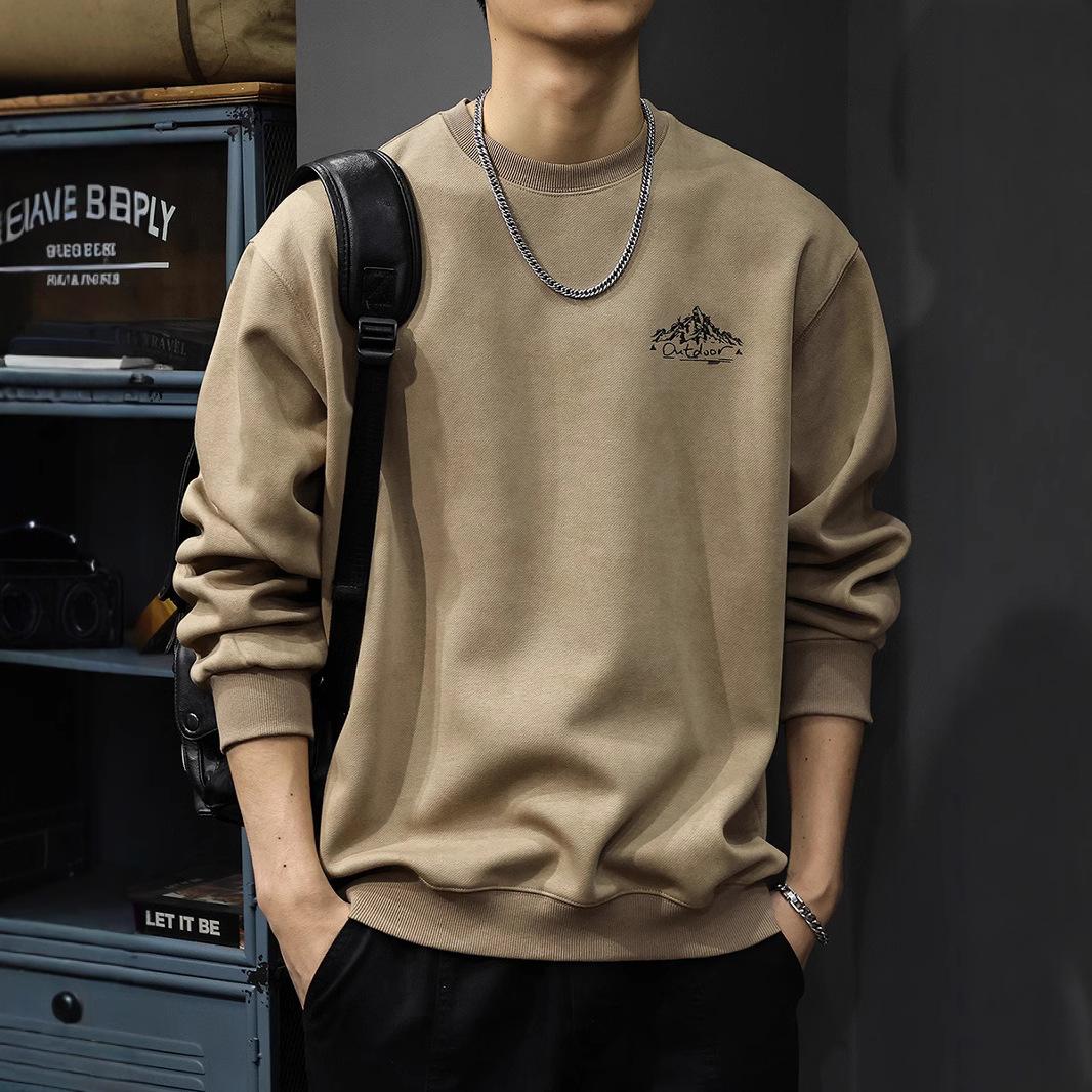 Осенний модный брендовый мужской свитер с принтом в гору — фото 5