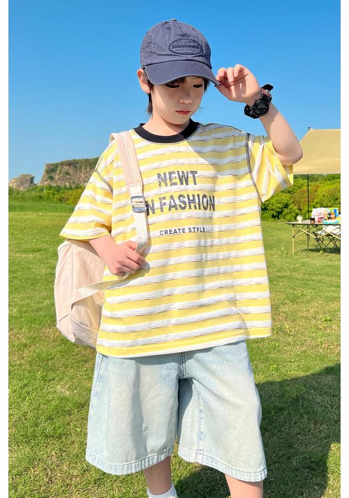 Jungen-Streifen-Sommer-T-Shirt-Set im koreanischen Stil 2026 - Atmungsaktiv, Dünn, Kurzarm, Lässige Mode