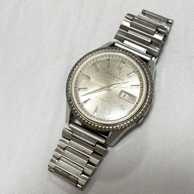 Used Free Shipping] SEIKO5 / Seiko 5 / Sportsmatic / Deluxe / Silver / Day-Date / Automatic Watch / Working Condition / Operational / Used Item