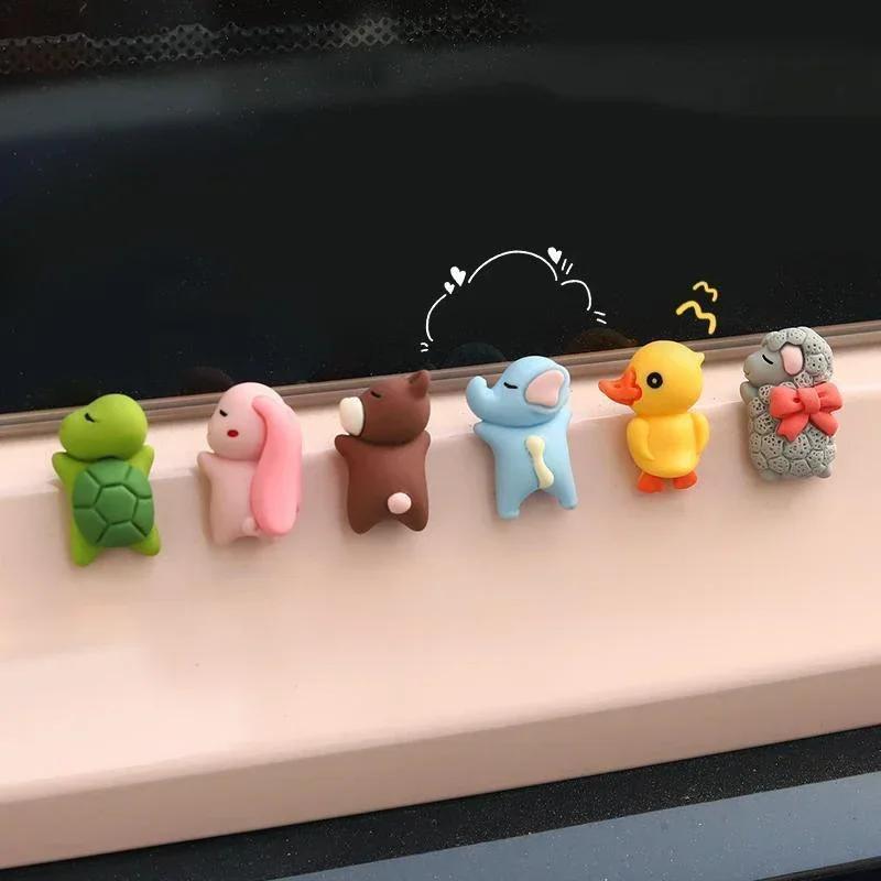 

6pcs Cute Mini Ducks Car Interior Decoration Funny Cartoon Animal Auto Center Console Rearview Mirror Ornaments Car Accessories