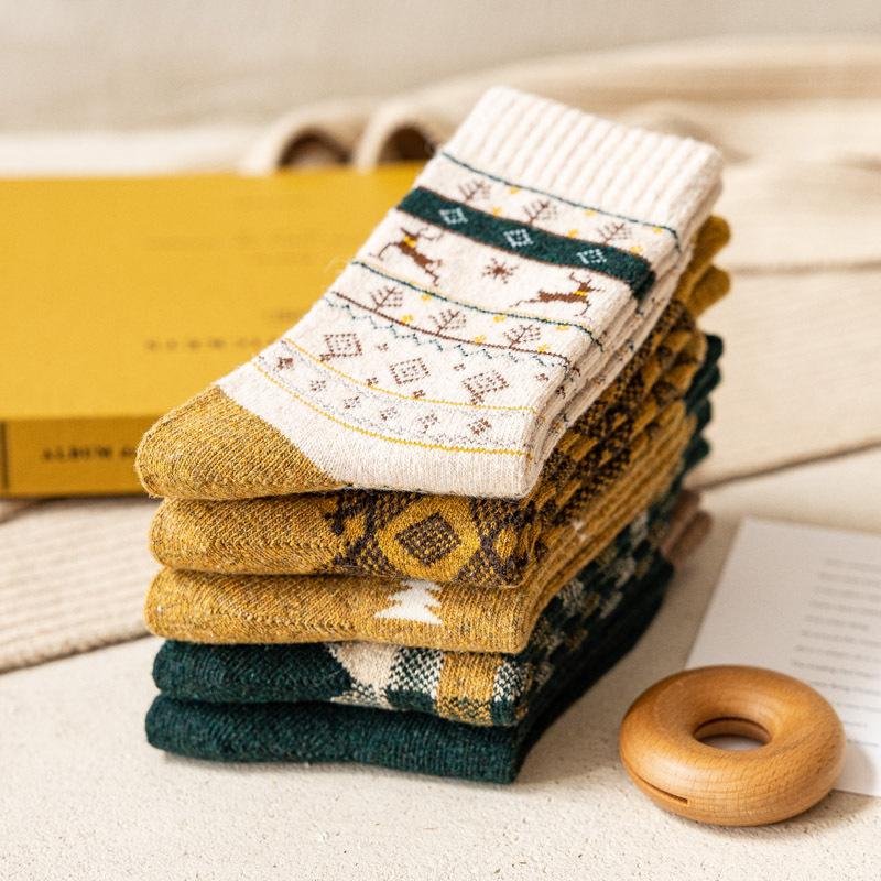 5/10 Pairs Comfortable Casual Winter Thickened Warm Socks for Women Mid Calf Cute Yellow and Green Looped Socks Home Use Long Wool Socks