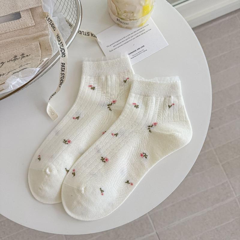 Floral-patterned Socks for Ladies In Spring and Summer, Lightweight, Sweat-absorbent, Breathable Short Tube, Chiffon Top