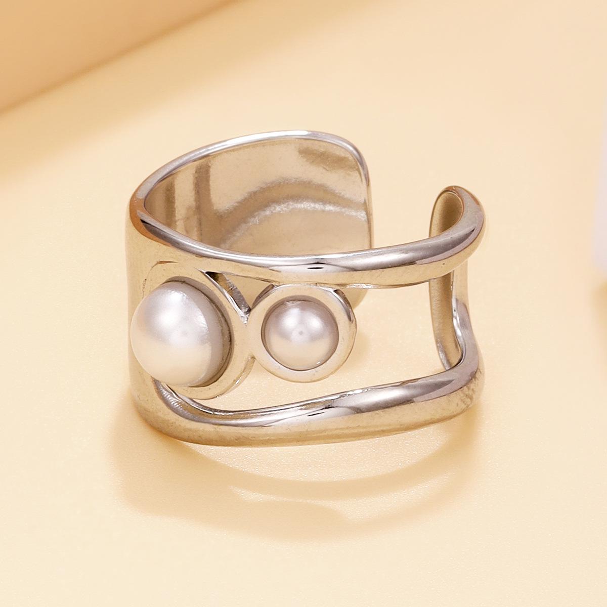 Polished Stainless Steel Asymmetrical Geometric Pearl Ring for Women