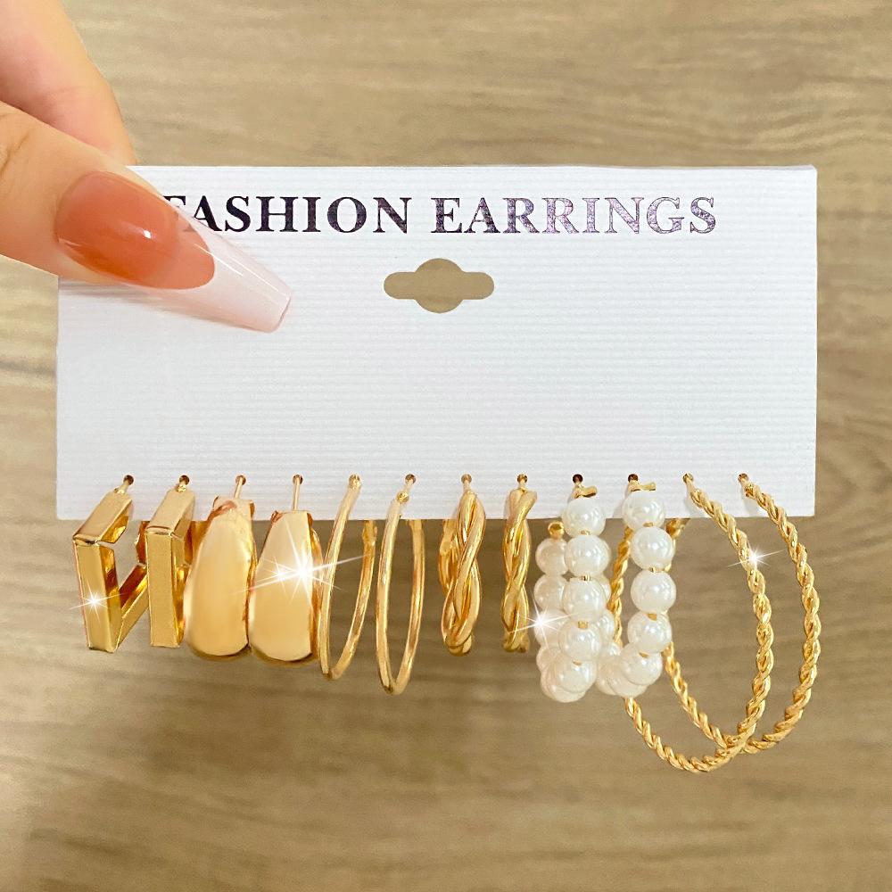 6Pairs Boho Big Circle Hoop Earring Set for Women, Gold Color Bohemia Vintage Pearl Earring Jewelry Gifts