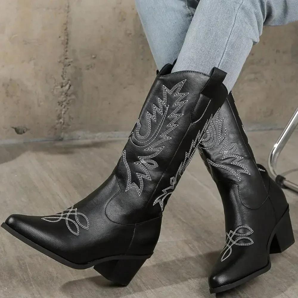 Fashion Fashion Women's Boots High Quality Heels Mid-calf White Cowboy Boots Large Size 43 Women Vintage Western Boots Shoes for Women