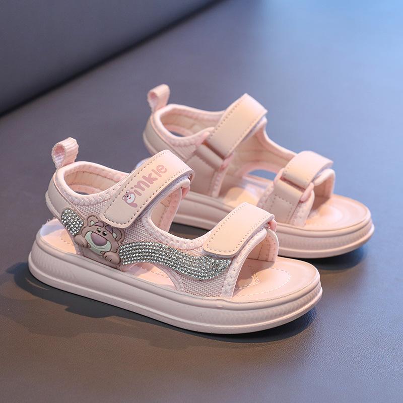 Children's open-toe beach shoes2026New Spring and Summer Rhinestone Girls' Sandals Cute Bear Velcro Children's Shoes