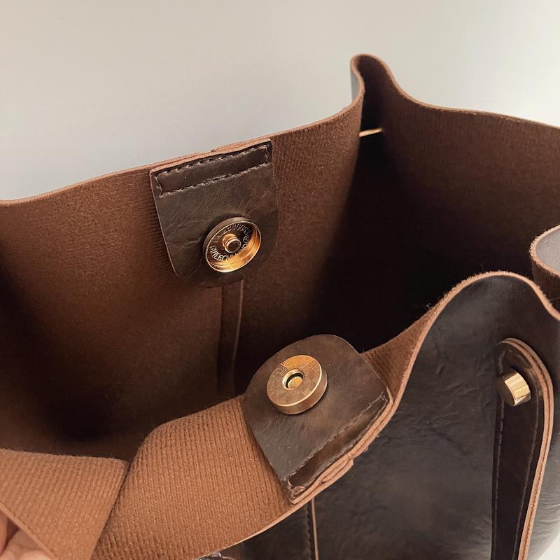 New Fashi Large Capacity PU Zipper Sweet Shoulder Bags for Women 2026 Retro Simple Versatile Casual Style Tote Bags
