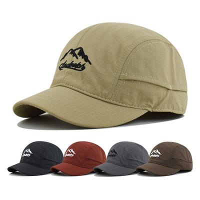 Berretti e cappelli – Berretti e cappelli con visiera