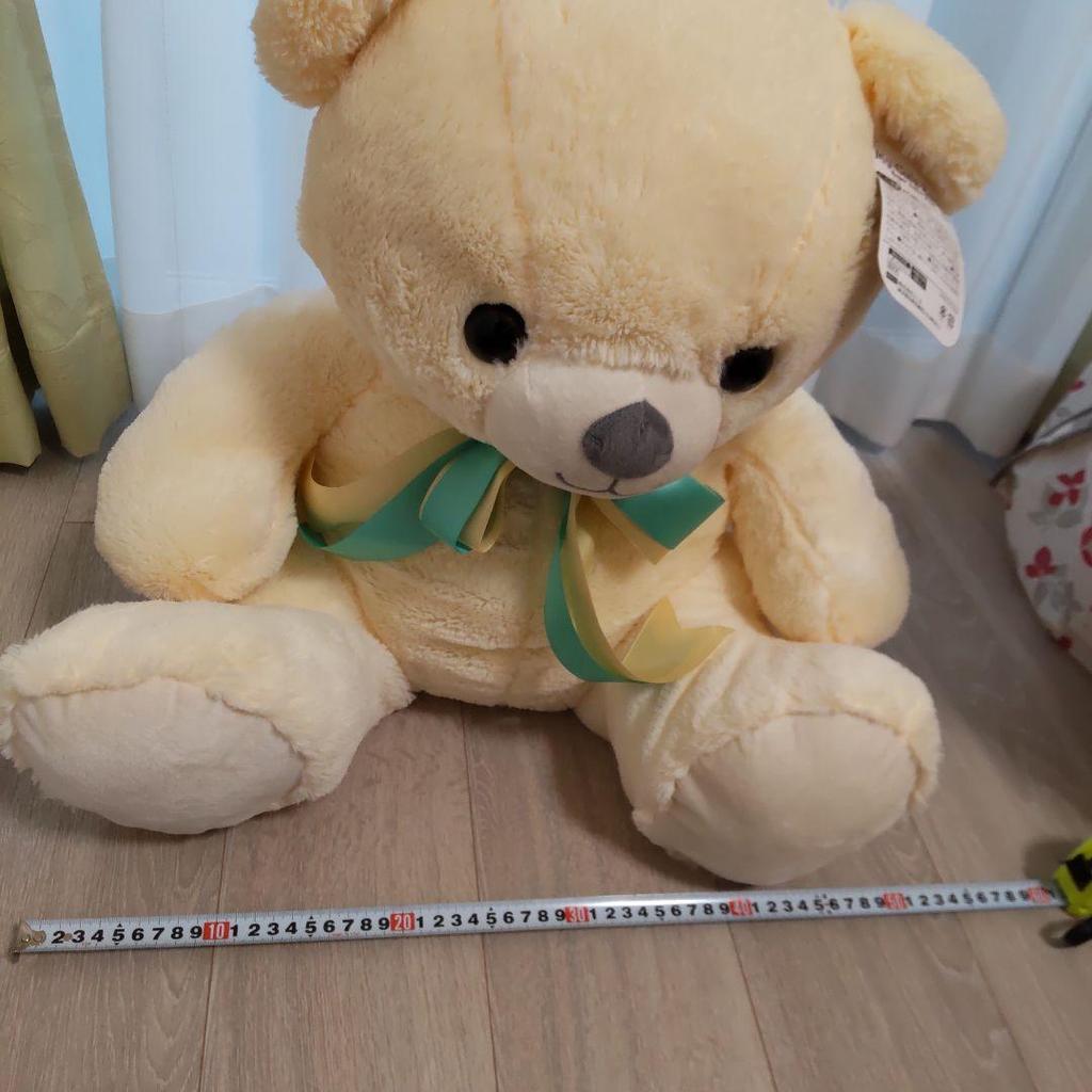 [USED] Extra large cream-colored teddy bear