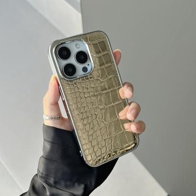 This Is A Dazzling Electroplated Crocodile Leather Pattern Phone Case for IPhone15Promax and An Anti-drop Protective Case for Apple 14