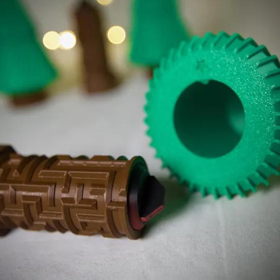 Christmas Tree Maze Gift Box 3D Printed Maze Puzzle Money Box with Hidden Compartment for Adults Kids Birthday Christmas Halloween Easter