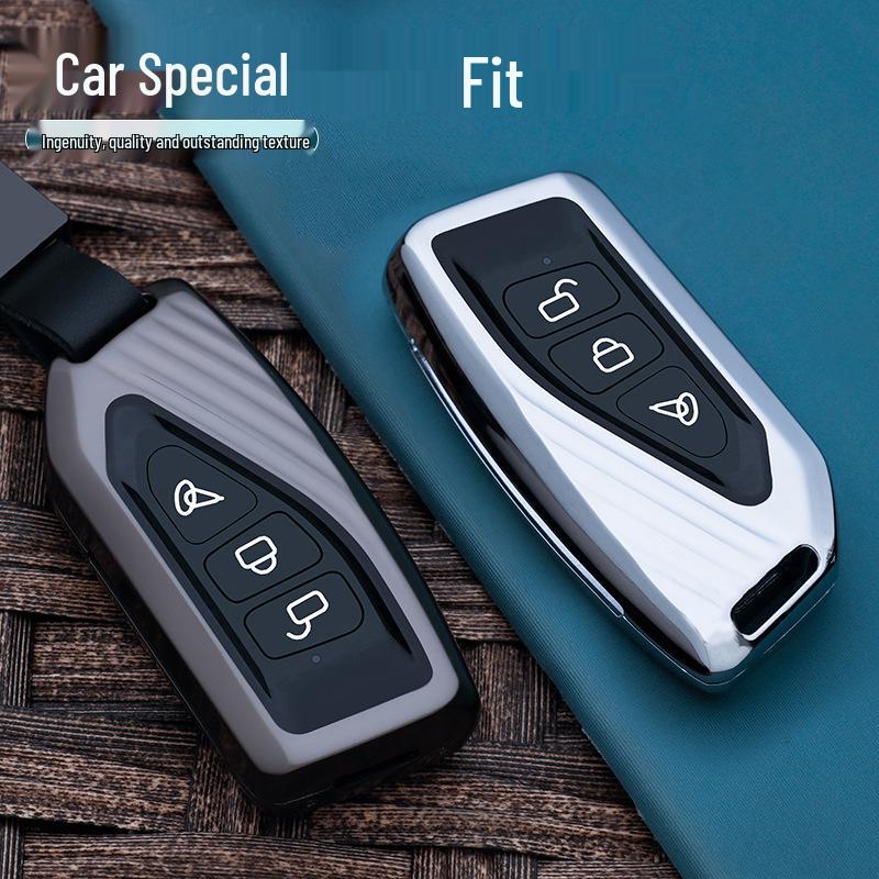 Suzuki UY125 Motorcycle Key Cover: Metal Remote Control Protective Case with Key Bag and Buckle