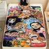 One Piece Charakter Print Flaneldecke, Hohe Qualität, Bequem für alle Jahreszeiten, Heimdekoration, Wärme und Komfort, Perfekt für Weihnachtsgeschenke