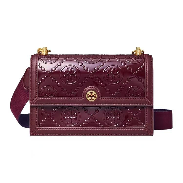 

Tory Burch T Monogram 23 Magnetic Flap Closure Embossed Patent Leather Trim Shoulder Bag Women Shoulder Bag Burgundy 138895-600 Basic Set (Bag+Dust Bag)