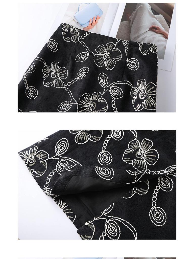 2026 Women's Retro High-Waist A-Line Skirt with French Embroidery and Back Slit