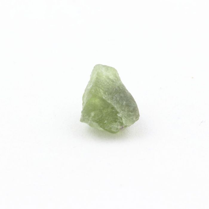 Pierres et Minéraux. Peridot.2.675 ct. Almklovdalen, Vanylven, Norvège.
