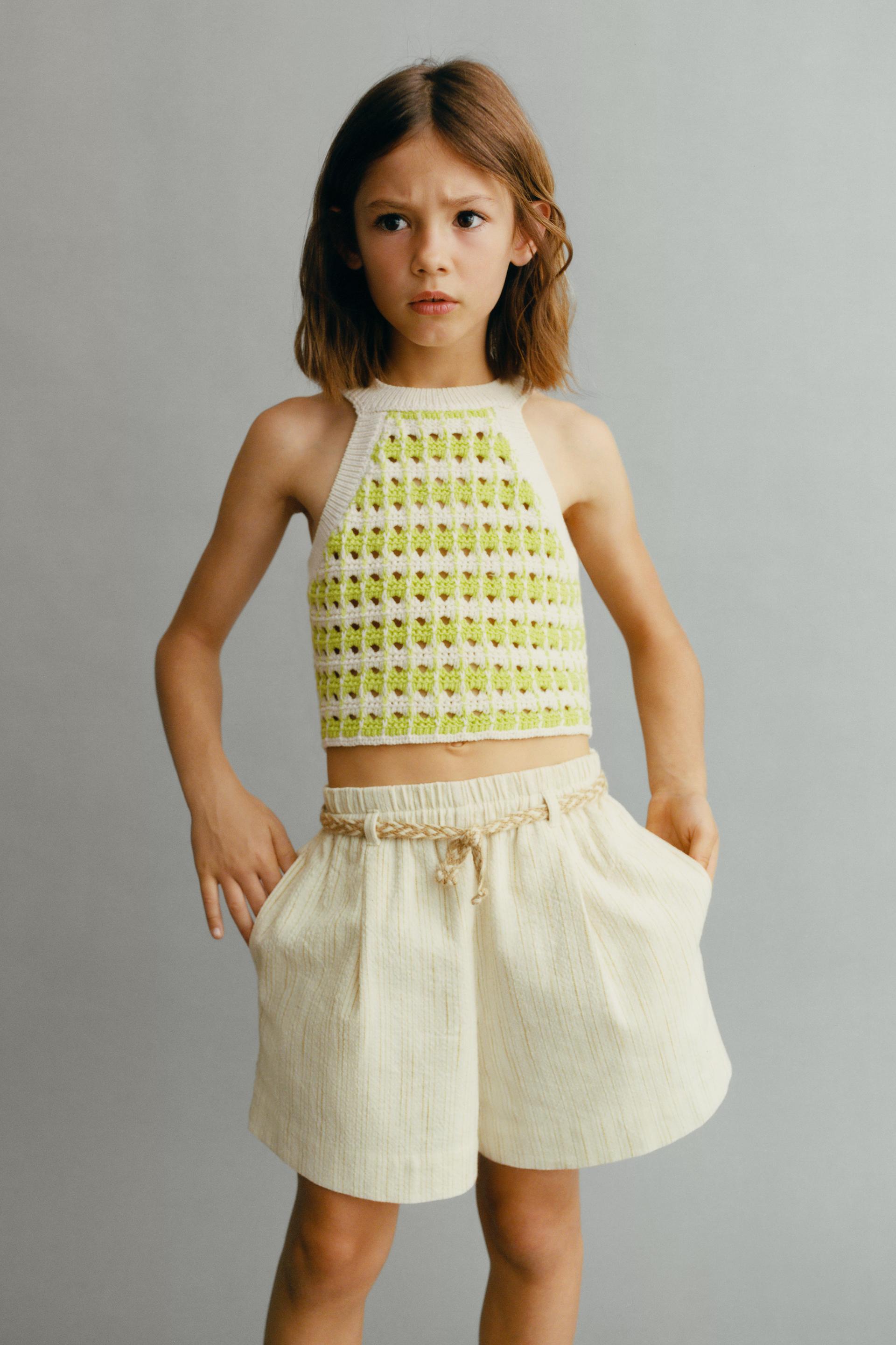 

БЕРМУДЫ С ПОЛОСКИМИ ШНУРАМИ