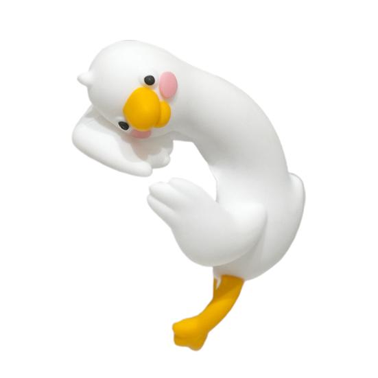 Yousheng 3D Duck Ornament Resin Cartoon Mini Duck Figurine Computer TV Monitor Decoration Collectible for Friends Gift Car Screen Display