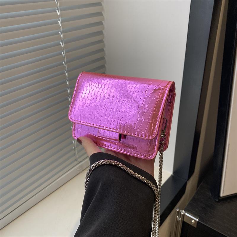 Versatile chain small bag women's new crocodile pattern small square bag lipstick mirror patent leather messenger bag